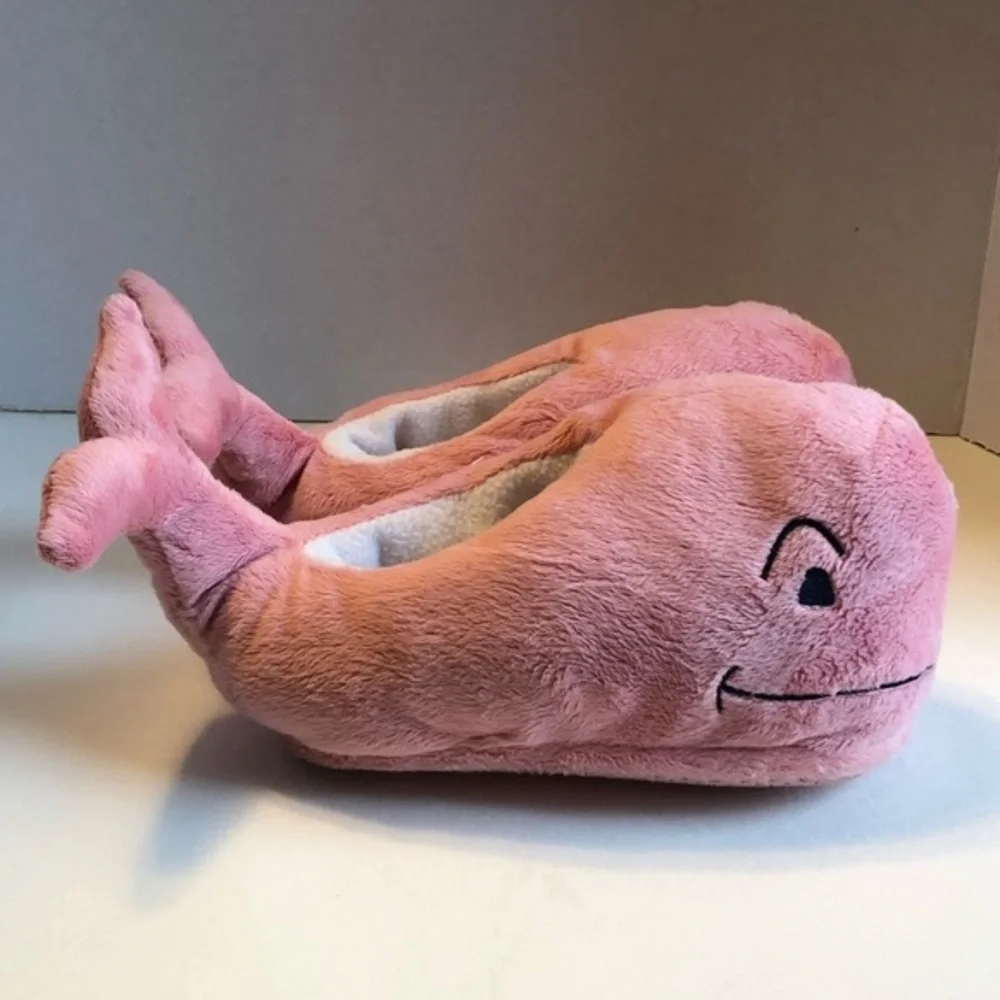 Vineyard Vine Slipper‎ Girls Size Large Pink Slip On Whales